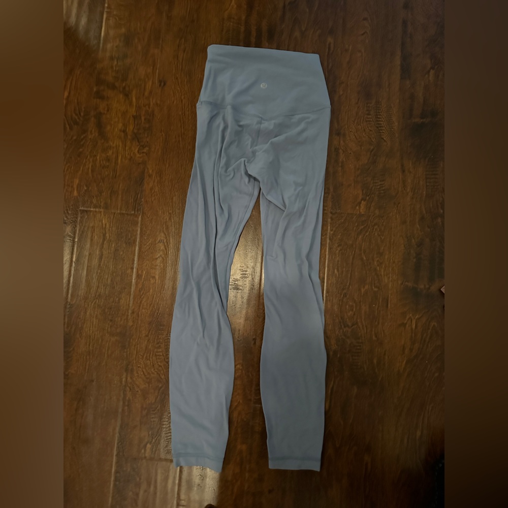 LULULEMON LIGHT BLUE LEGGINGS